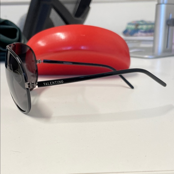 Valentino Black Sunglasses with Red Case - Picture 2 of 5